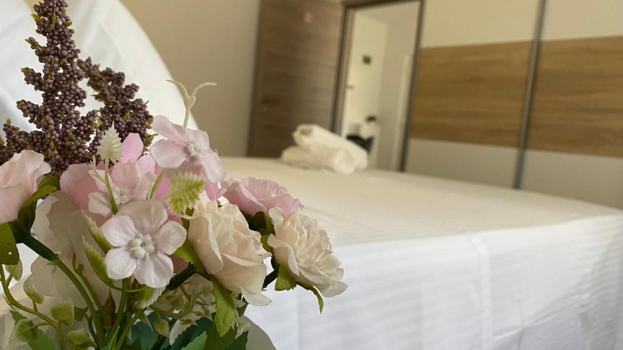 Apartment Komljenovic Póla Kültér fotó