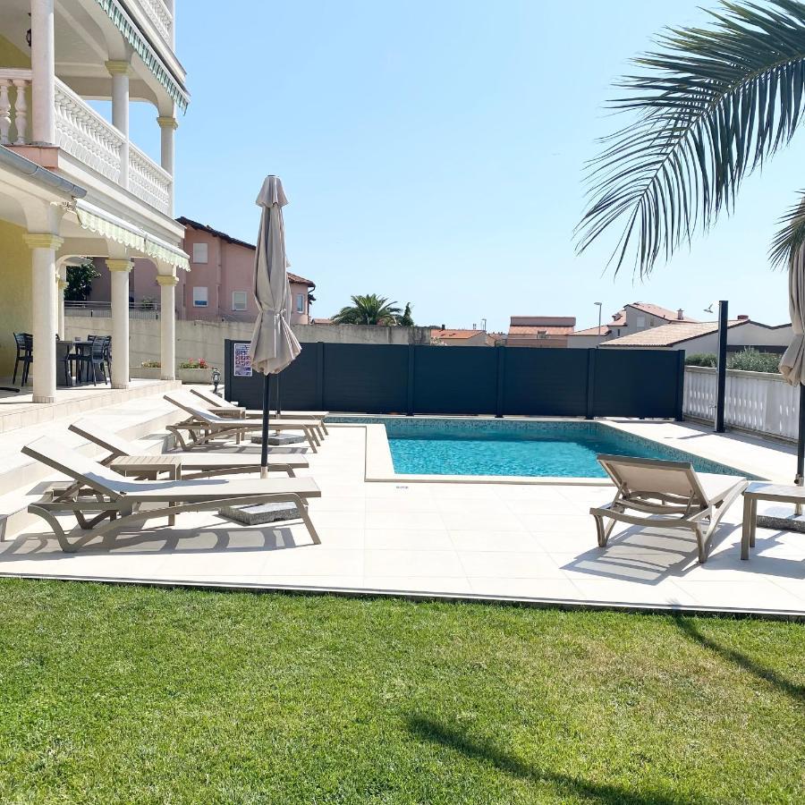 Apartment Komljenovic Póla Kültér fotó