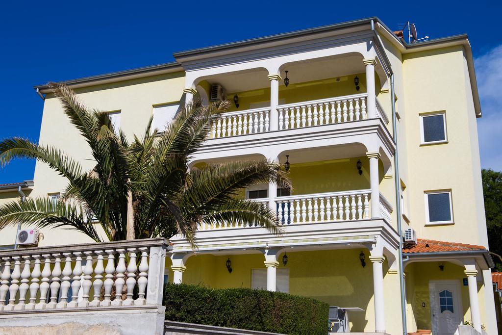 Apartment Komljenovic Póla Kültér fotó